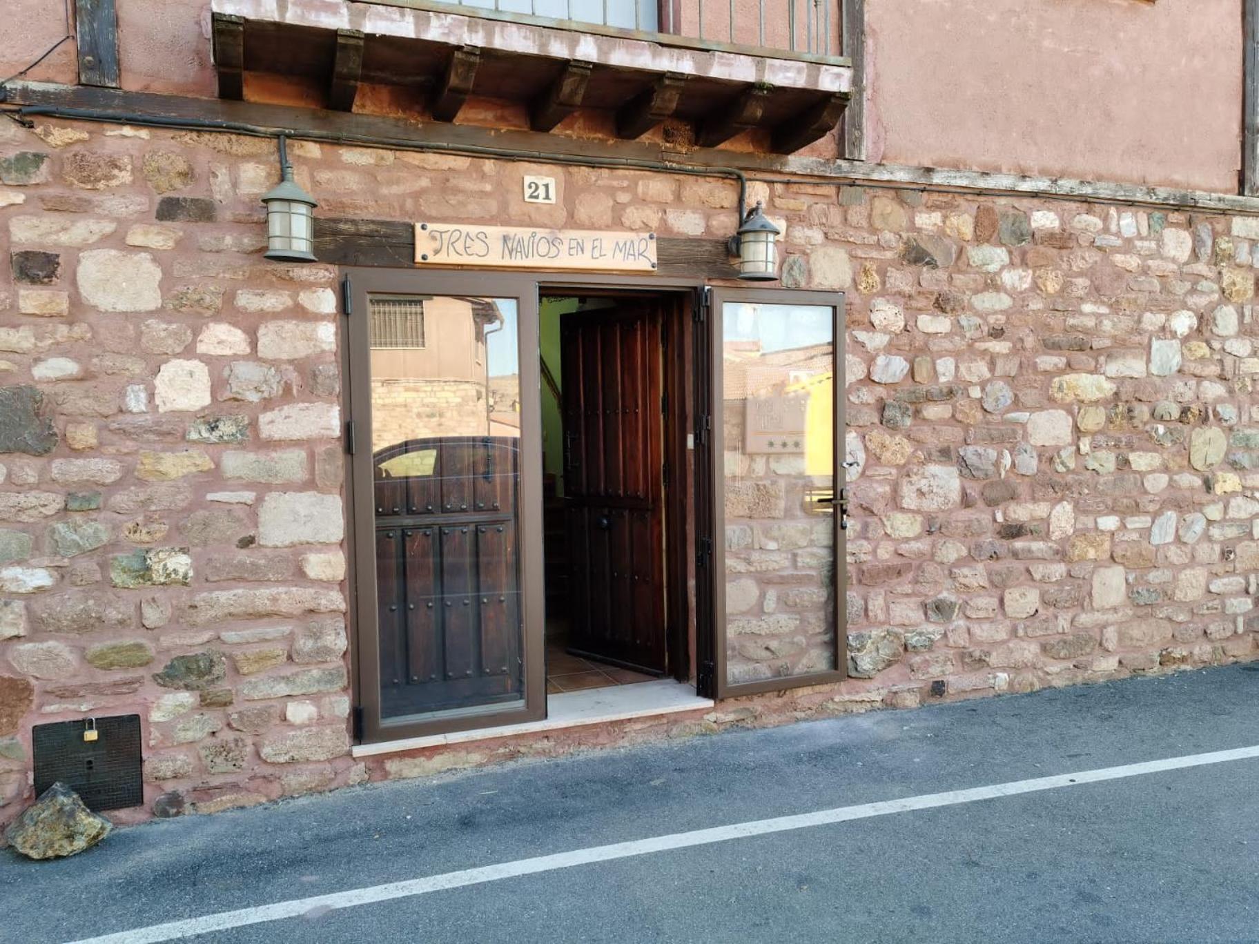 Tres Navios En El Mar Casa Rural De 10 Habitaciones Con Bano Individual Precios Web Montejo de Tiermes Zewnętrze zdjęcie